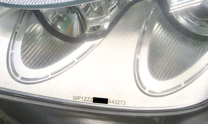 Гравировка VIN-номера авто на фары для защиты от кражи
