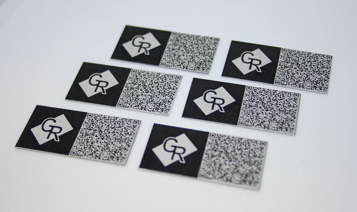 Изготовление металлических визиток с гравировкой qr-кода