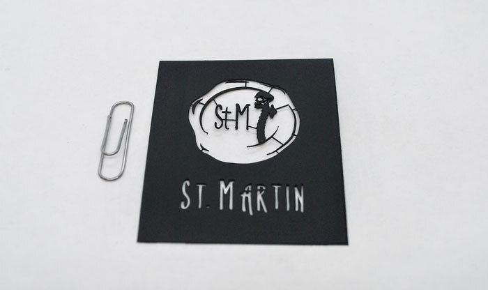 Трафарет логотипа с тончайшими перемычками до 0.5 мм